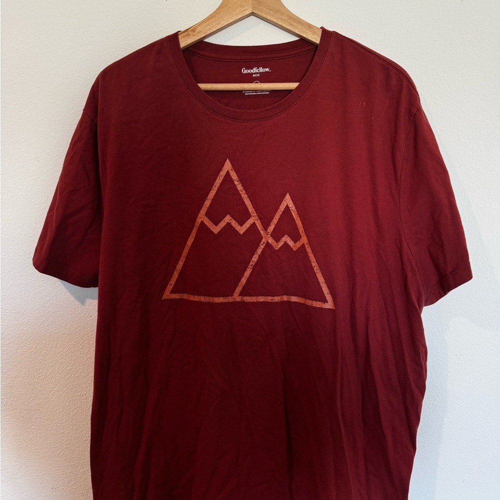 Goodfellow & Co Men's Red Graphic T-Shirt XXL